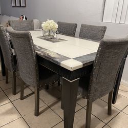 Marvel dinning table