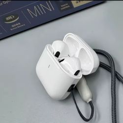 Air Pro 4 