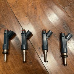 Fuel Injector + Spark Plug 