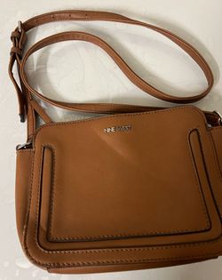 Like New Nine 🧳West Women Shoulder Bag 