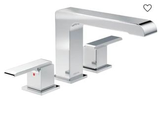 Delta ara chrome 2-handle deck mount Roman low-arc bathtub faucet