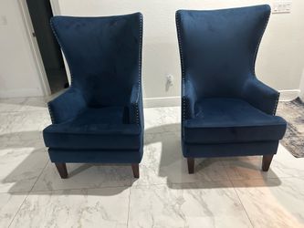 Accent chairs