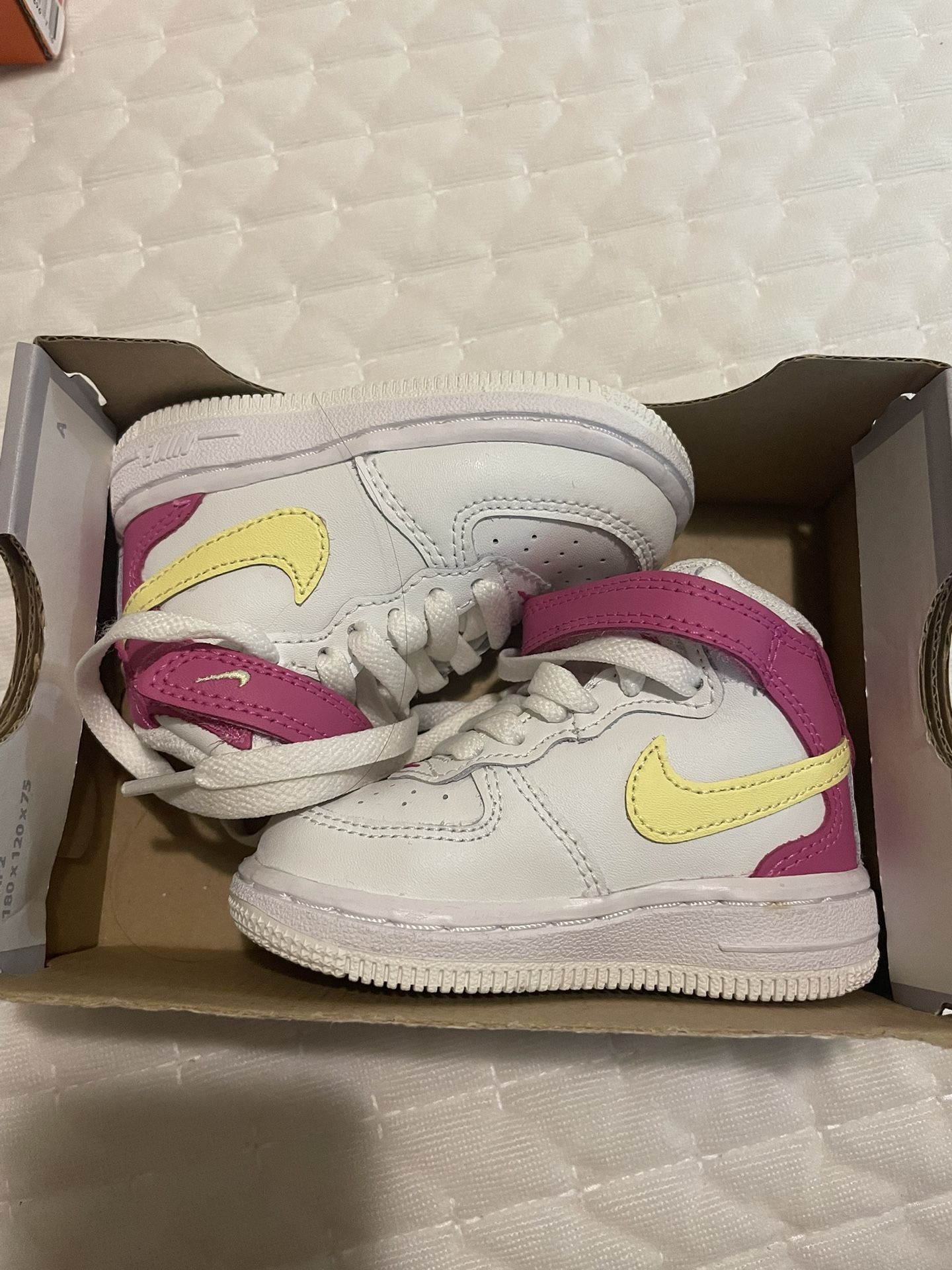 Nike Forcé 1 Mid LE