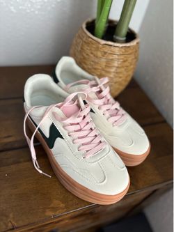 Tenis de mujer size 7