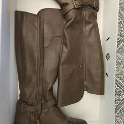 Brown boots