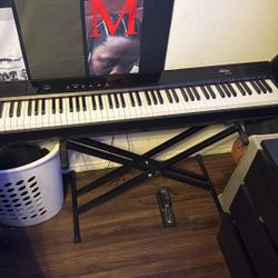Digital Piano 