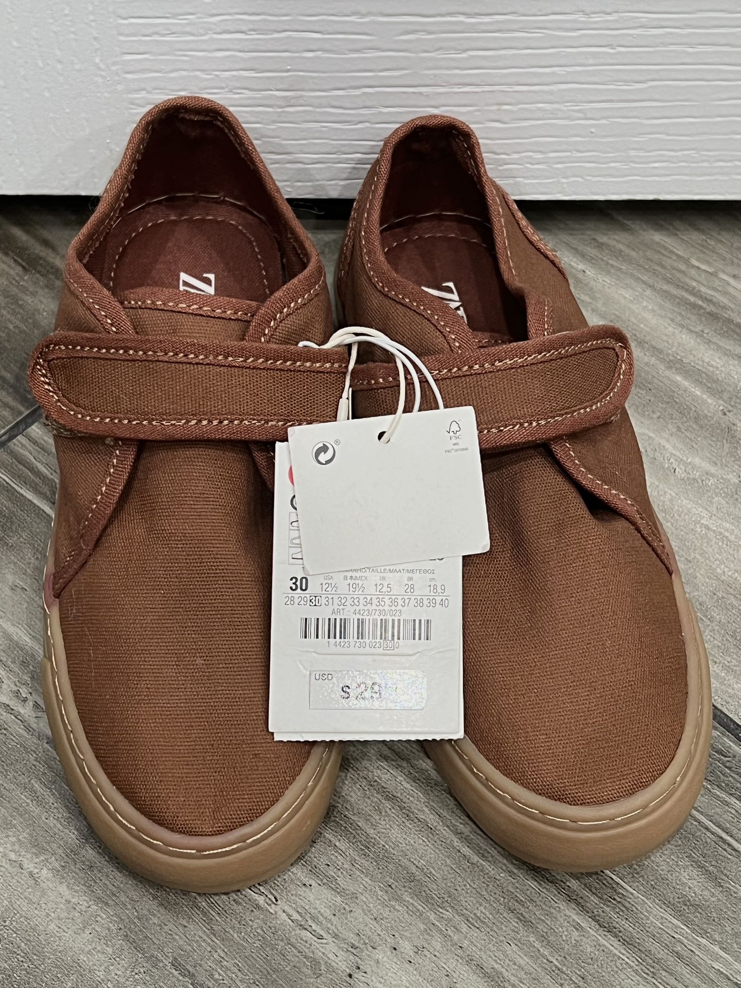 H&M Kids Boys Shoes Size 12.5