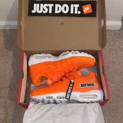 AIR MAX 95 JUST DO IT ORANGE! (SIZE 12) 100% AUTHENTIC 10/10 CONDITION! 