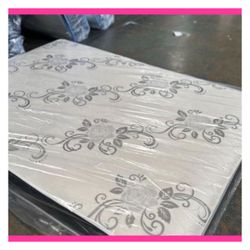 Queen size mattress/ Colchon