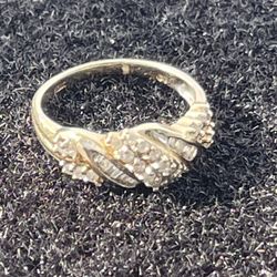 Gold and diamond ring