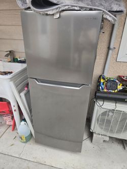 Insignia stainless refrigerator