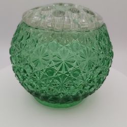 Beautiful Roses L.E.Smith "Daisy & Button" Glass Flowerlite 