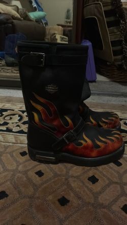 Harley Davidson riding boots with flames.
