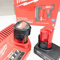M12 Milwaukee Cordless 23Ga Pin Nailer PRO-Combo