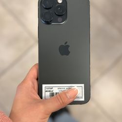 iPHONE 16 PRO MAX UNLOCKED 256GB