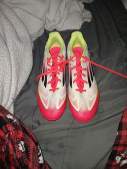 Soccer Cletes