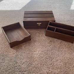 Desk Accessories 