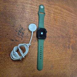 Apple Watch Series 7 GPS LTE 41mm With Charger 