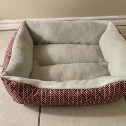 $8 Small dog or cat bed