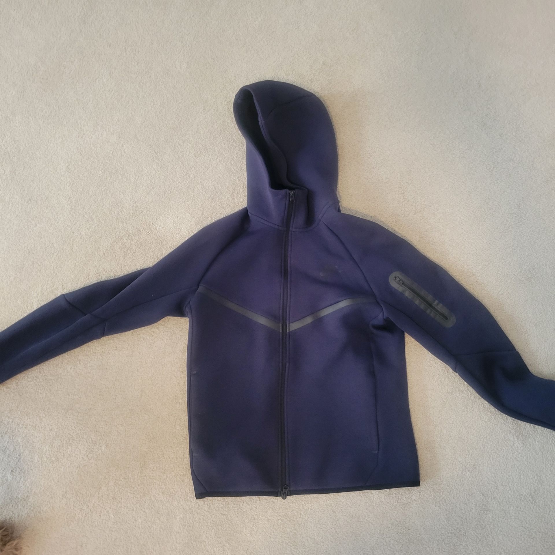 Mens small Nike Tech jacket
