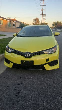 2016 Toyota Scion iM