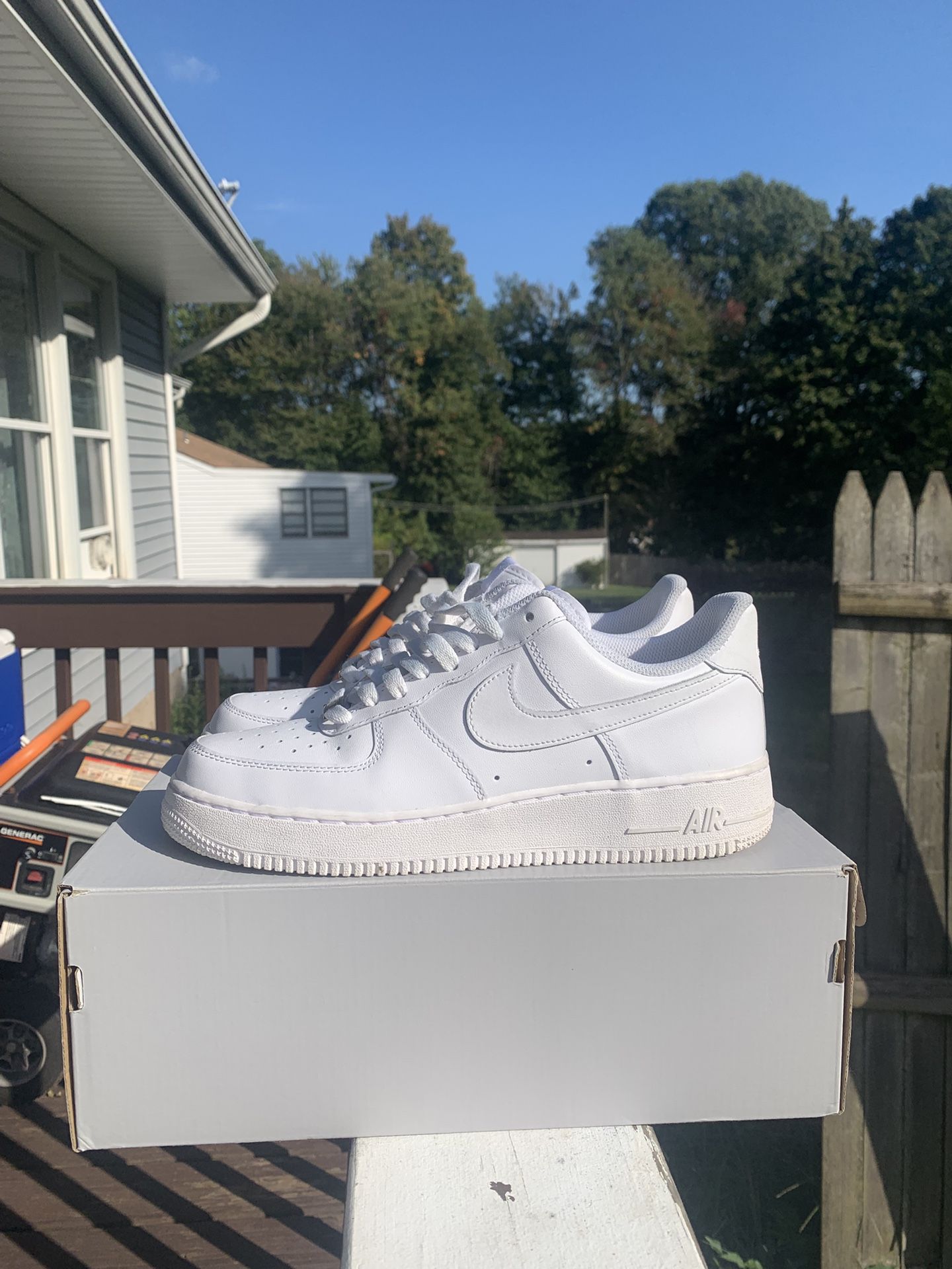 Men’s Airforce 1s Size 10.5
