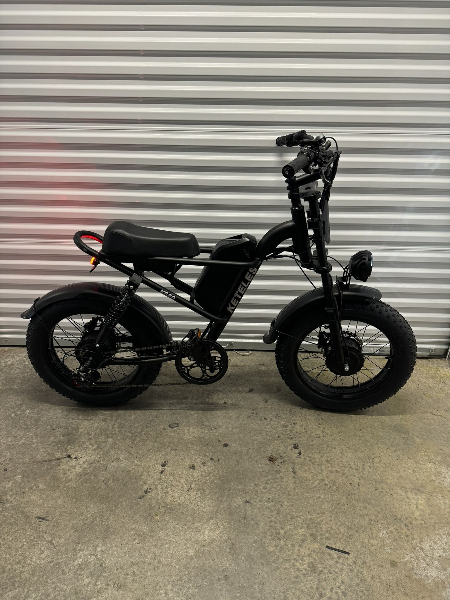 Keteles K880 Dual motor Electric Bike