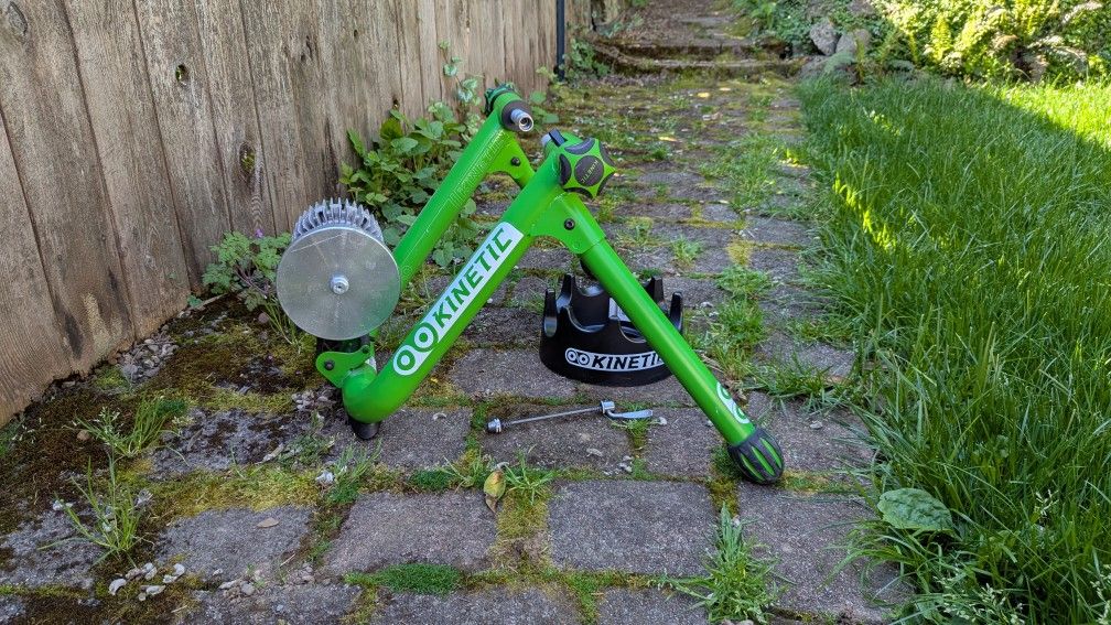 Indoor Bicycle Fluid Trainer