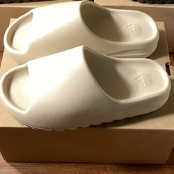 Adidas Yeezy Slide Bone ( 2022 Restock )Mens Size 8
