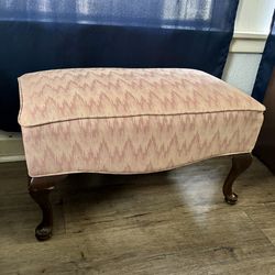 Vintage French Style Thomasville Pink Stool Bench