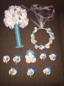 Bouquet, corsage, boutonnières and headpiece
