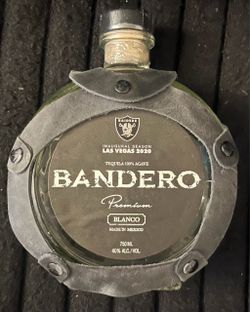Raiders bottle