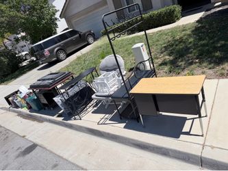 Curb alert TVs desk, bunk beds, dining table, auto parts.