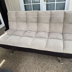 Futon / Couch 