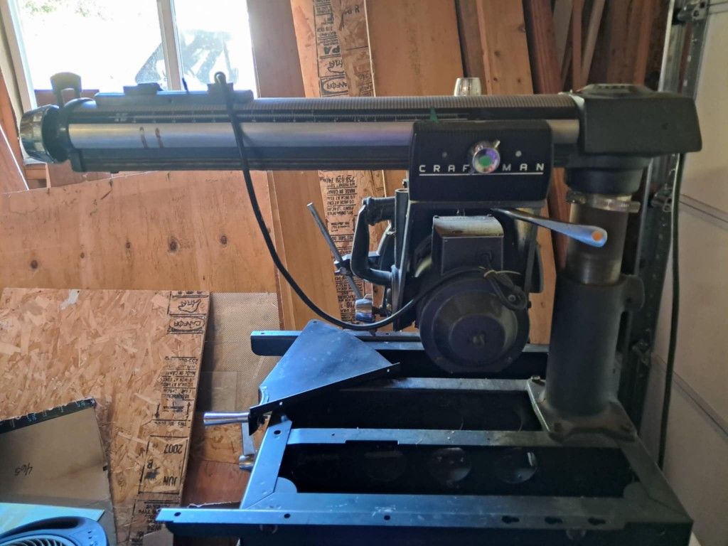 Radial 100 Arm Saw