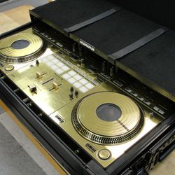 PIONEER DDJ-REV7 MOTORIZED DJ CONTROLLER 