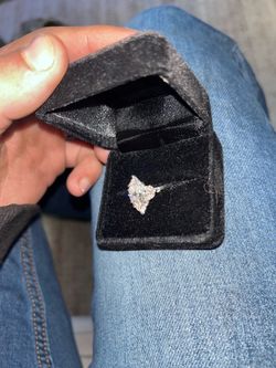 Engagement ring for sale