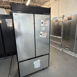 JennAir 42” Panel-Ready Built-In French Door Refrigerator – Open Box  Open box JennAir built-in refrigerator, ready for a luxury kitchen project. Mode