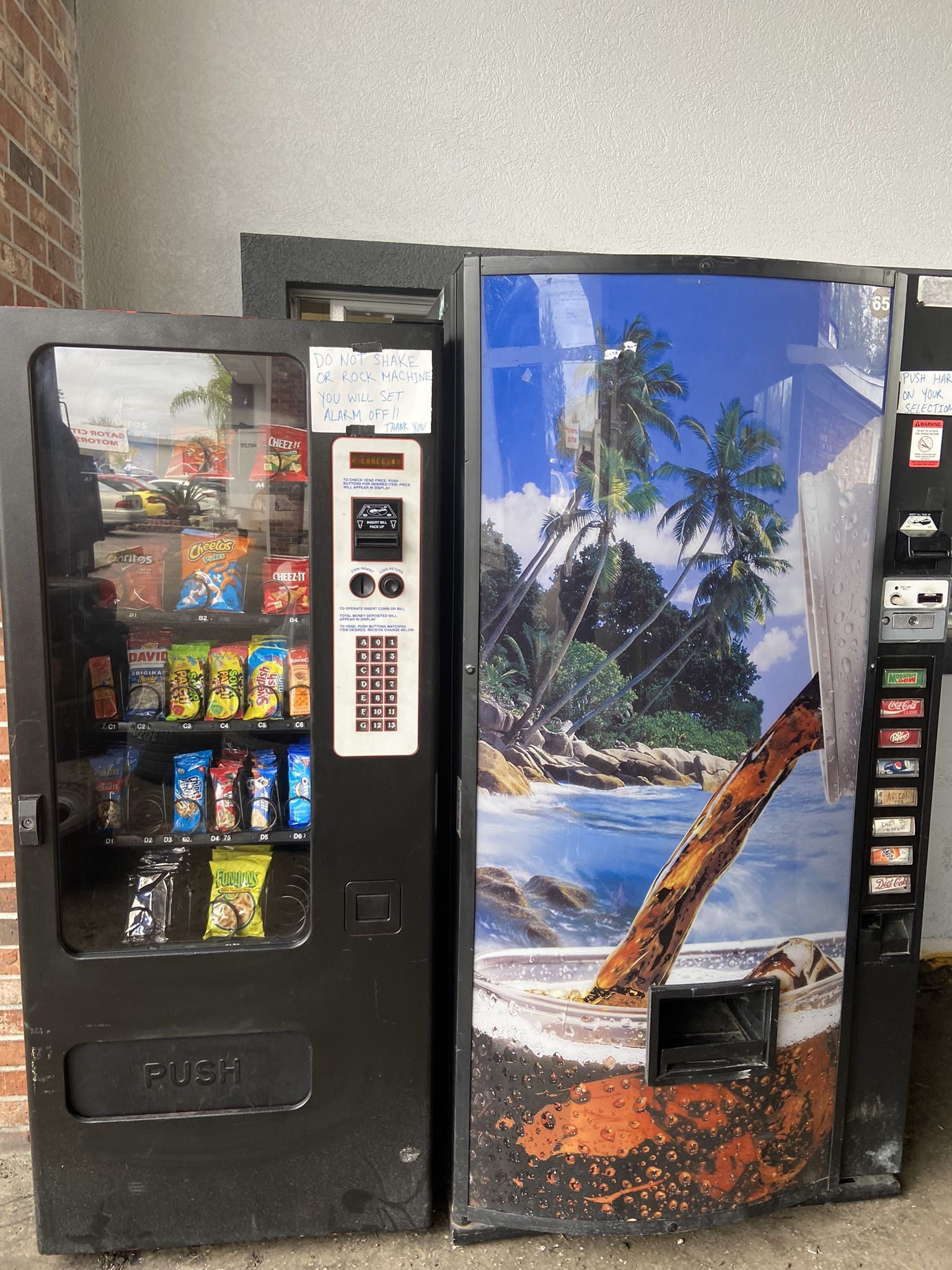 Vending Machines With Location