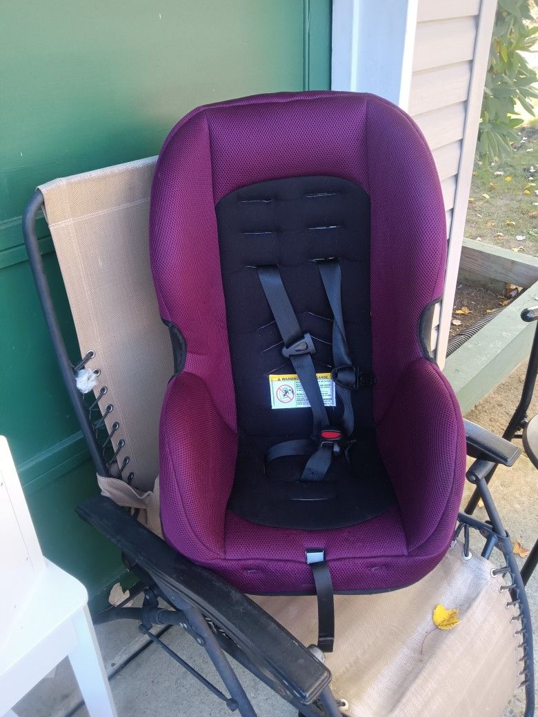 E V E N I F L O Baby Car Seat