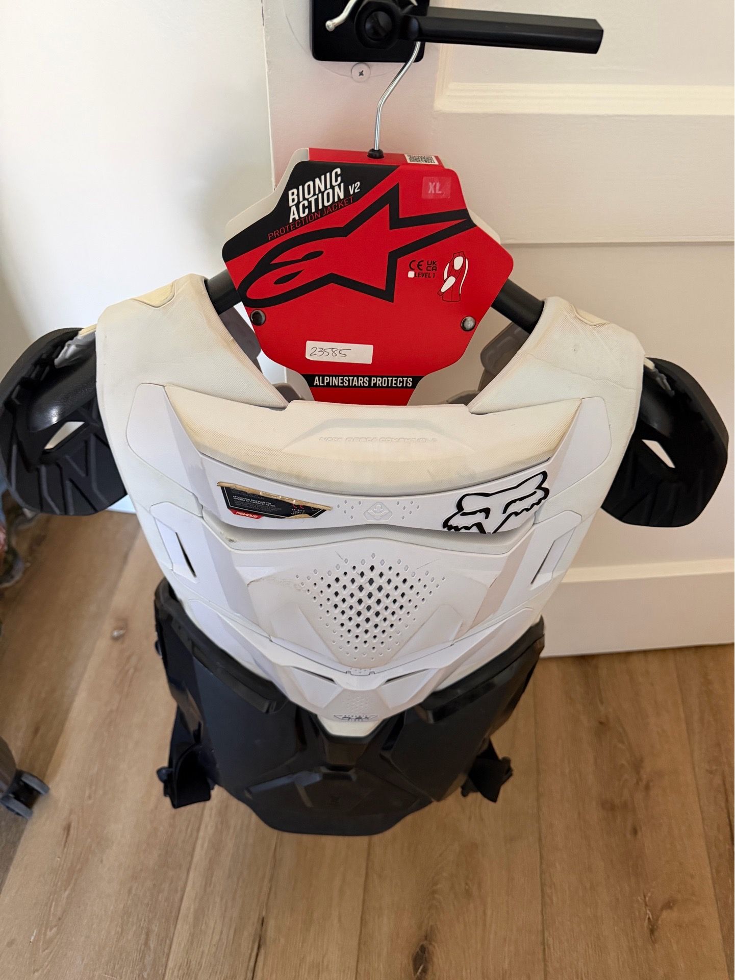 Amazon.com: Fox Racing R3 Motocross Dirt Bike Chest Guard : Fox