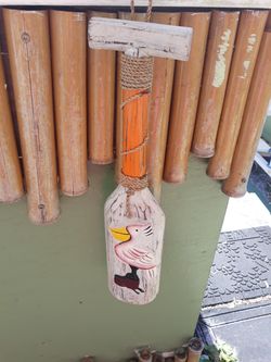 Cool little Pelican Oar wall art