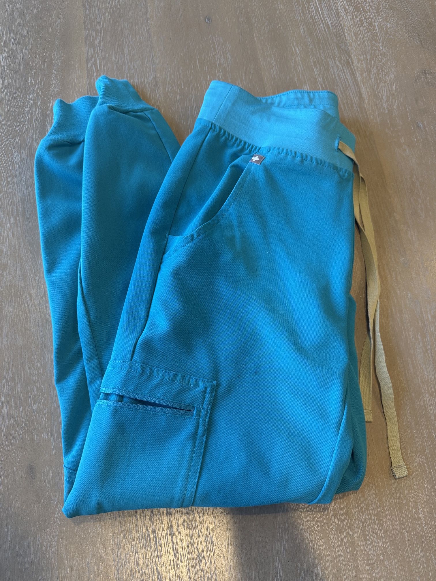 FIGS Zamora Petite Jogger Pants