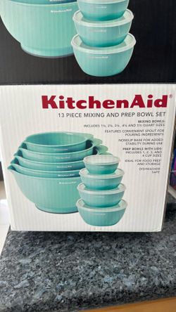 Kitchen Aid mixing bowls and prep bowls