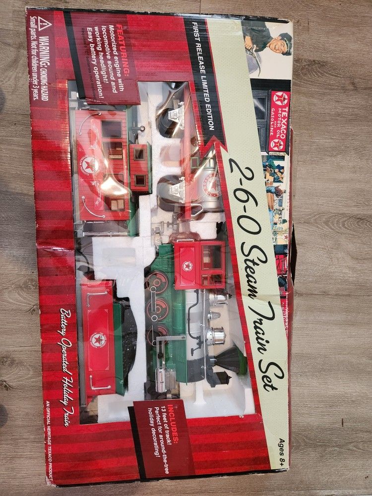 Texaco 2-6-0 Battery Operated Stream Train Set