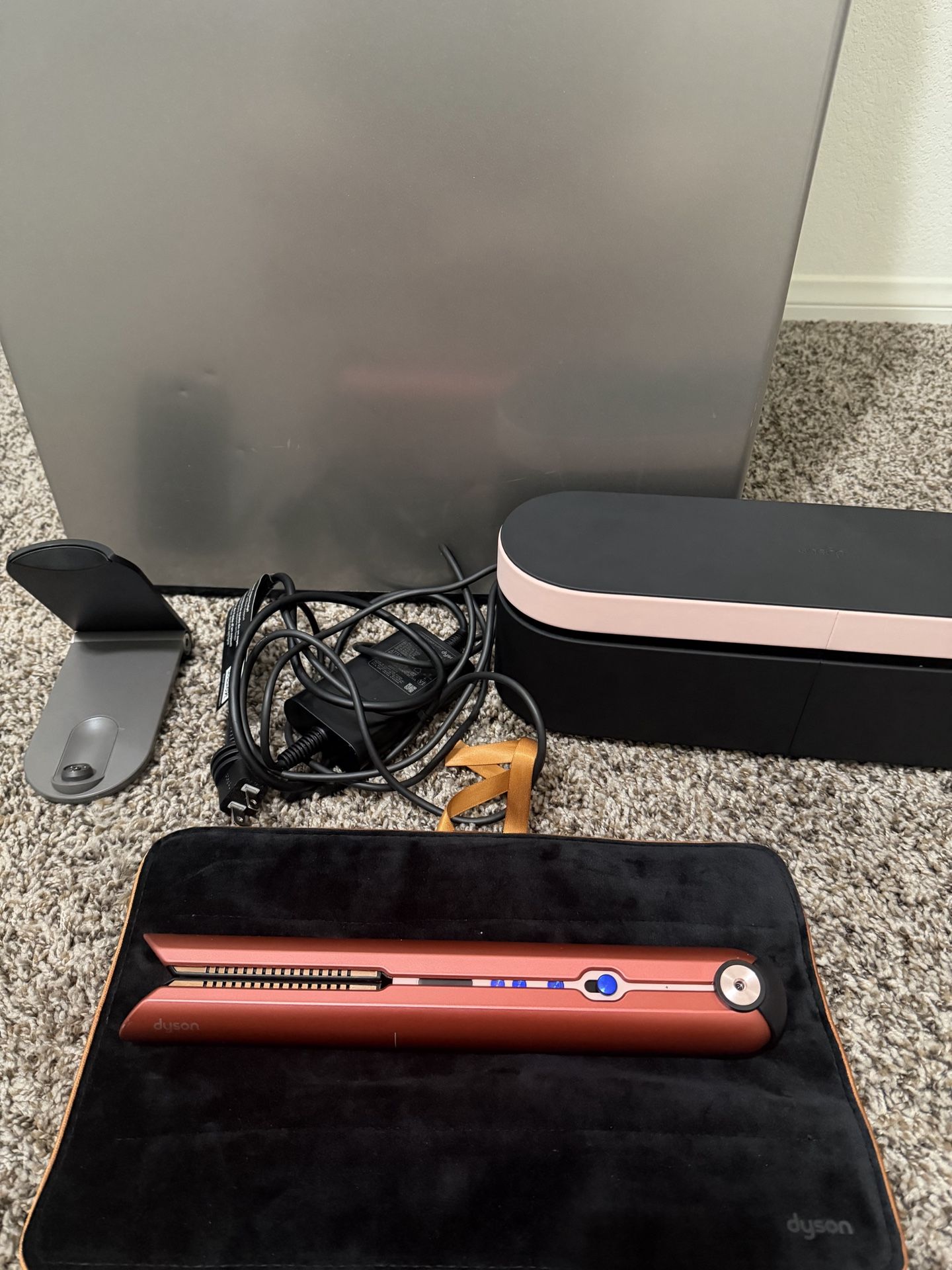 Dyson hair straightener