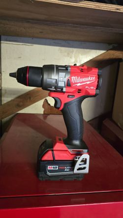 Drill Milwaukee