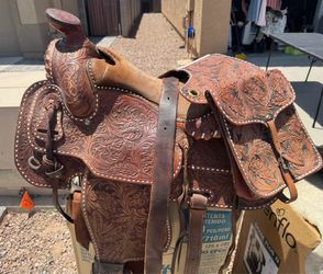 Horse saddle