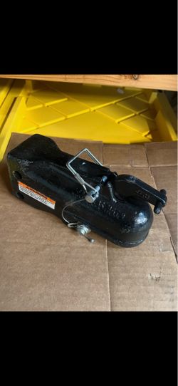 2-5/16 in towing coupler, w/ 3 channel positions