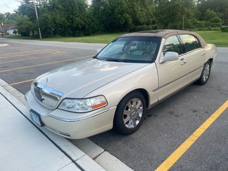 2003 Lincoln Town Car Cartier